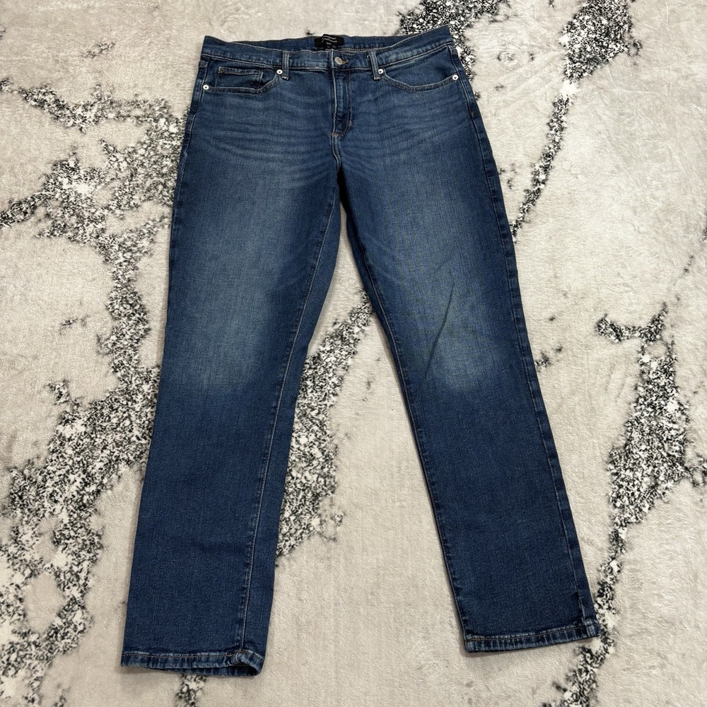 Banana Republic Girlfriend Jeans Womens Sz 32/14 Tall Mid Rise Straight Leg Blue